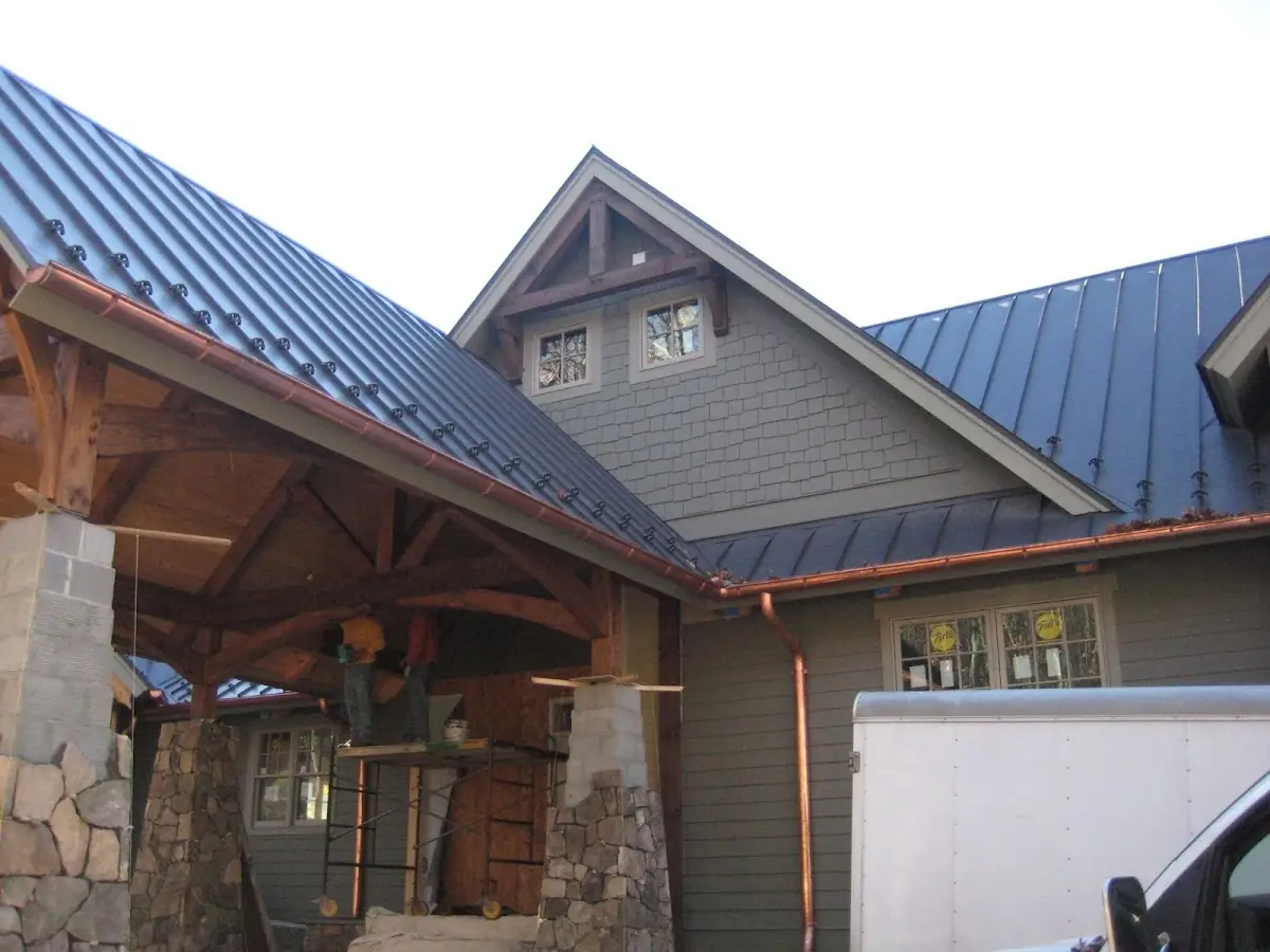 Craftsman Roofing team delivering quality roofing work in Pasadena Bear Creek Estates